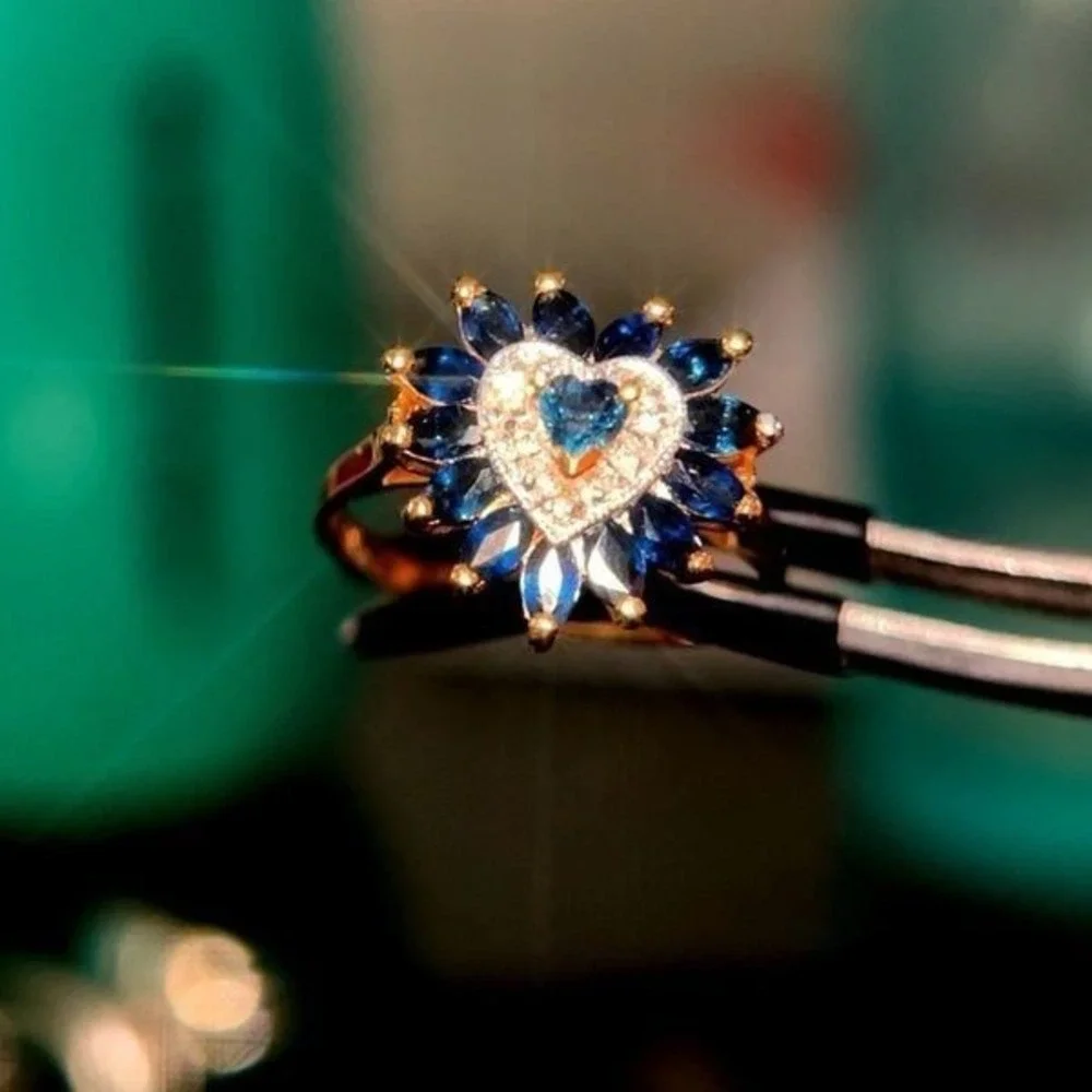 Gorgeous 14K‎ Gold Diamonds & Sapphires Heart Ring